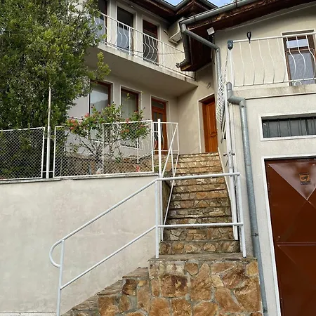 Ferienhaus Dechkoni *