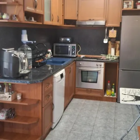 Nyaraló Dechkoni Kavarna