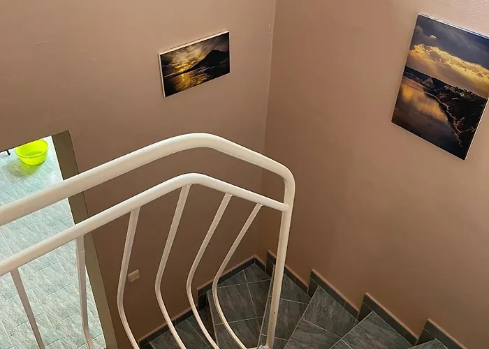 Dechkoni بيت للعطل *