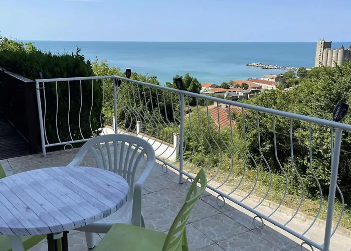 Case de vacanță Dechkoni